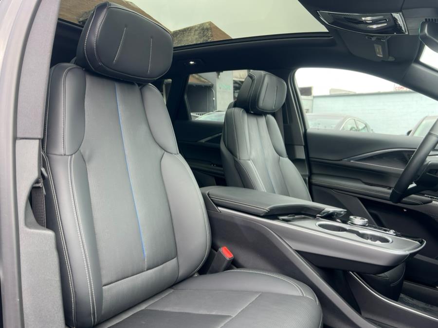 2024 Cadillac LYRIQ Luxury 450E RWD, available for sale in Daly City, California | Green Light Auto Wholesale. Daly City, California 2024 Cadillac LYRIQ Luxury 450E RWD, available for sale in Daly City, California | Green Light Auto Wholesale. Daly City, California