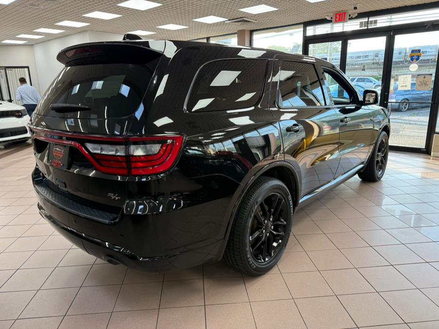 2022 Dodge Durango R/T Plus photo 8