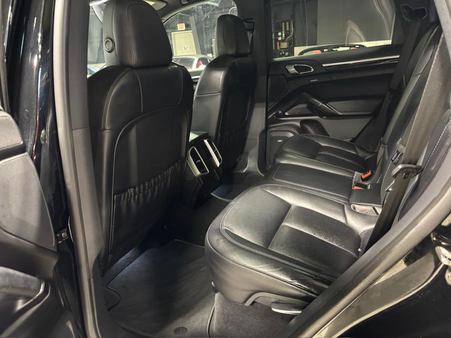 2017 Porsche Cayenne Platinum Edition AWD, available for sale in Prospect, Connecticut | M Sport Motorwerx. Prospect, Connecticut 2017 Porsche Cayenne Platinum Edition AWD, available for sale in Prospect, Connecticut | M Sport Motorwerx. Prospect, Connecticut