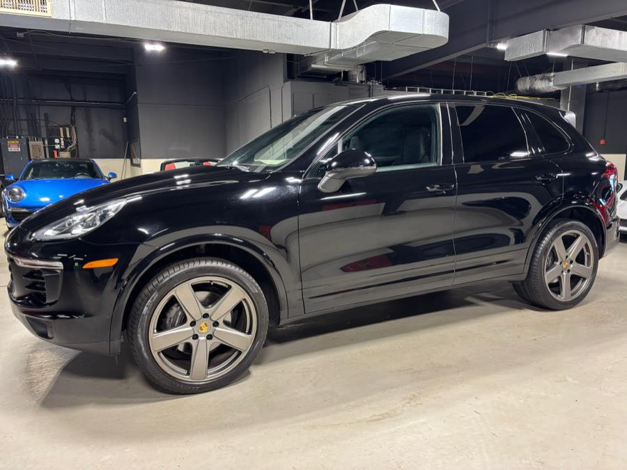 2017 Porsche Cayenne Platinum Edition AWD, available for sale in Prospect, Connecticut | M Sport Motorwerx. Prospect, Connecticut 2017 Porsche Cayenne Platinum Edition AWD, available for sale in Prospect, Connecticut | M Sport Motorwerx. Prospect, Connecticut