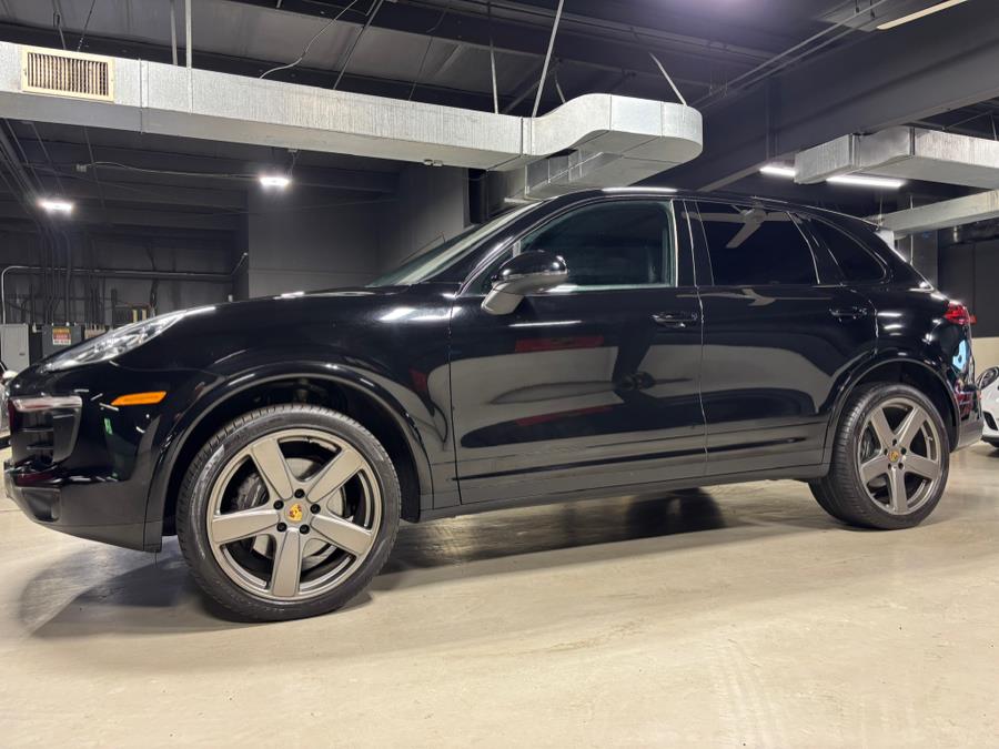 2017 Porsche Cayenne Platinum Edition AWD, available for sale in Prospect, Connecticut | M Sport Motorwerx. Prospect, Connecticut 2017 Porsche Cayenne Platinum Edition AWD, available for sale in Prospect, Connecticut | M Sport Motorwerx. Prospect, Connecticut