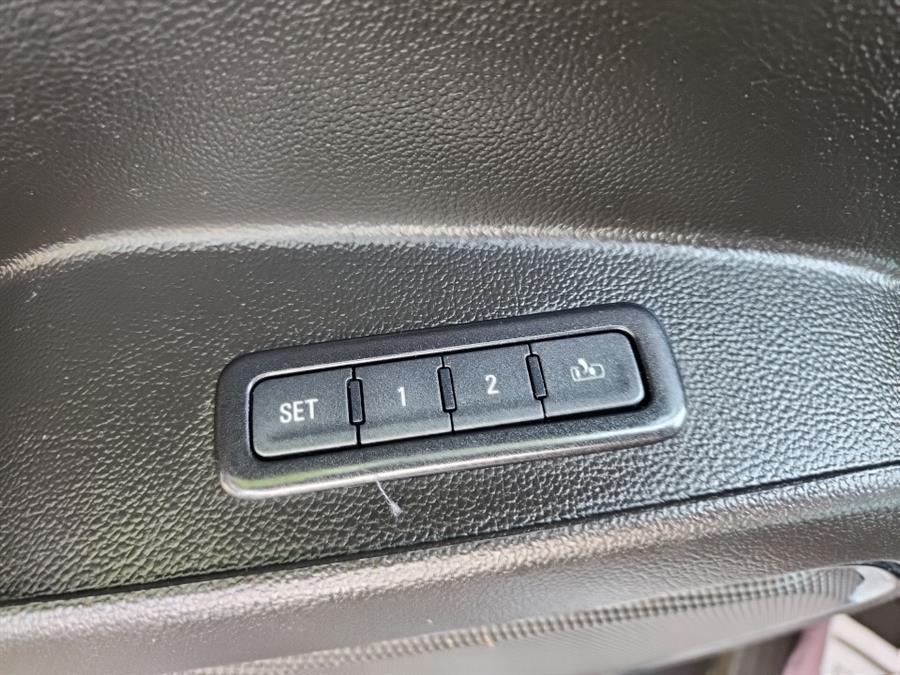 2018 Chevrolet Tahoe 4WD 4dr LT, available for sale in Islip, New York | L.I. Auto Gallery. Islip, New York 2018 Chevrolet Tahoe 4WD 4dr LT, available for sale in Islip, New York | L.I. Auto Gallery. Islip, New York