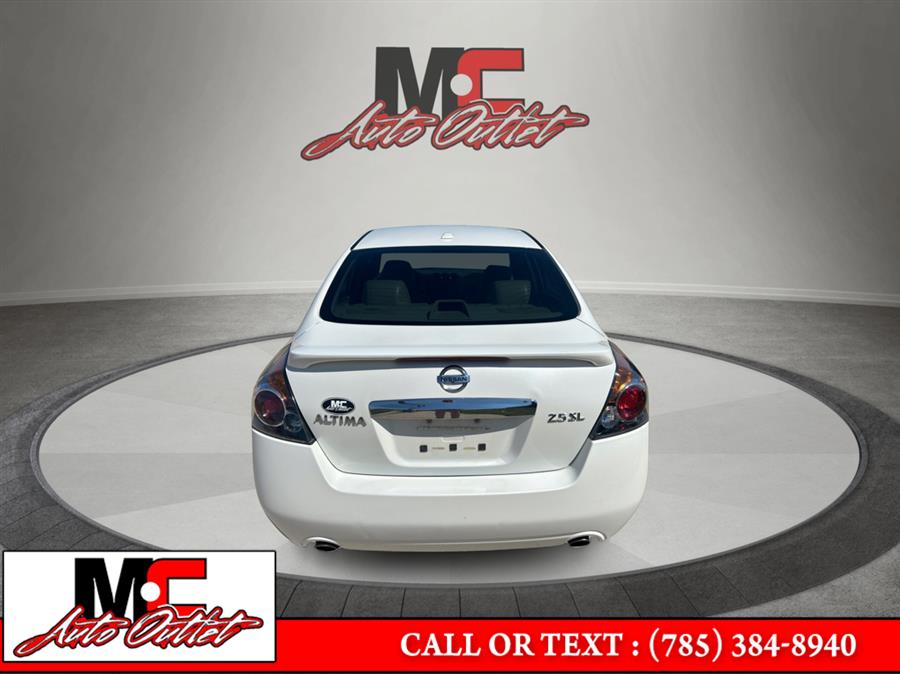 2011 Nissan Altima 4dr Sdn I4 CVT 2.5 SL, available for sale in Colby, Kansas | M C Auto Outlet Inc. Colby, Kansas 2011 Nissan Altima 4dr Sdn I4 CVT 2.5 SL, available for sale in Colby, Kansas | M C Auto Outlet Inc. Colby, Kansas