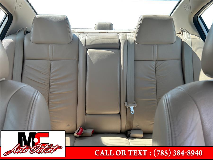 2011 Nissan Altima 4dr Sdn I4 CVT 2.5 SL, available for sale in Colby, Kansas | M C Auto Outlet Inc. Colby, Kansas 2011 Nissan Altima 4dr Sdn I4 CVT 2.5 SL, available for sale in Colby, Kansas | M C Auto Outlet Inc. Colby, Kansas