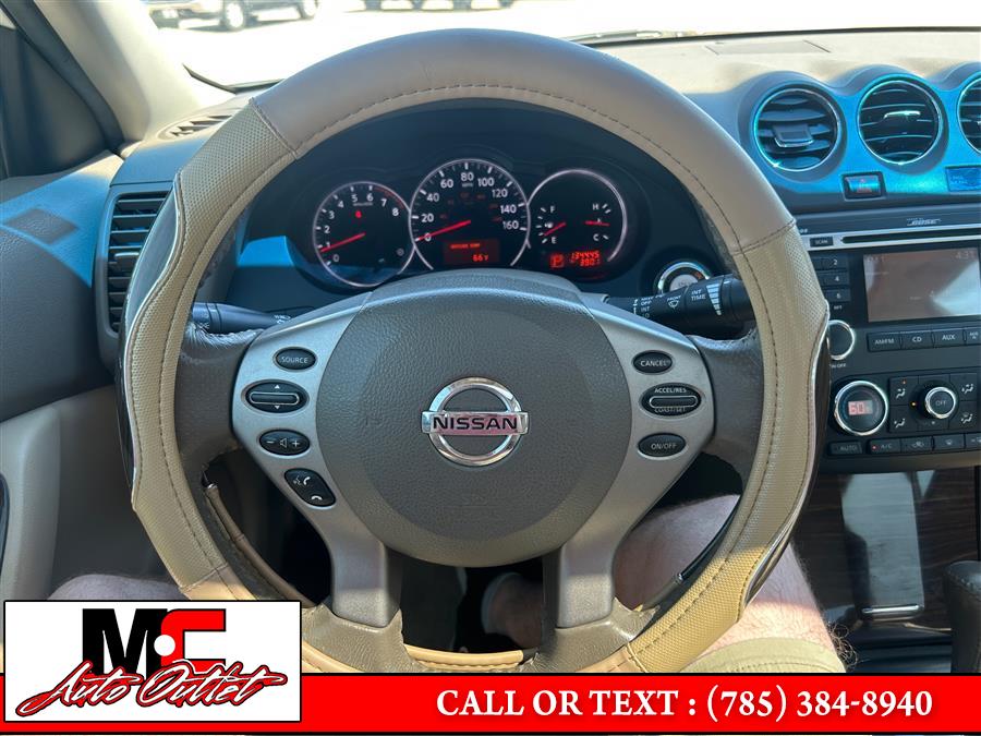 2011 Nissan Altima 4dr Sdn I4 CVT 2.5 SL, available for sale in Colby, Kansas | M C Auto Outlet Inc. Colby, Kansas 2011 Nissan Altima 4dr Sdn I4 CVT 2.5 SL, available for sale in Colby, Kansas | M C Auto Outlet Inc. Colby, Kansas