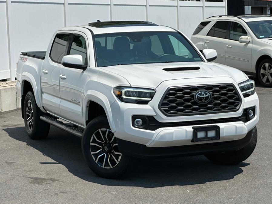 2020 Toyota Tacoma 4WD TRD Sport Double Cab 5'' Bed V6 AT (Natl), available for sale in Hillside, New Jersey | Champion Auto Hillside. Hillside, New Jersey 2020 Toyota Tacoma 4WD TRD Sport Double Cab 5'' Bed V6 AT (Natl), available for sale in Hillside, New Jersey | Champion Auto Hillside. Hillside, New Jersey