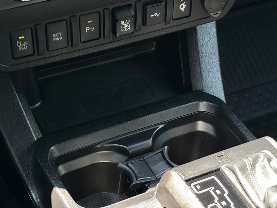 2020 Toyota Tacoma 4WD TRD Sport Double Cab 5'' Bed V6 AT (Natl), available for sale in Hillside, New Jersey | Champion Auto Hillside. Hillside, New Jersey 2020 Toyota Tacoma 4WD TRD Sport Double Cab 5'' Bed V6 AT (Natl), available for sale in Hillside, New Jersey | Champion Auto Hillside. Hillside, New Jersey
