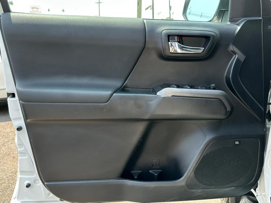 2020 Toyota Tacoma 4WD TRD Sport Double Cab 5'' Bed V6 AT (Natl), available for sale in Hillside, New Jersey | Champion Auto Hillside. Hillside, New Jersey 2020 Toyota Tacoma 4WD TRD Sport Double Cab 5'' Bed V6 AT (Natl), available for sale in Hillside, New Jersey | Champion Auto Hillside. Hillside, New Jersey