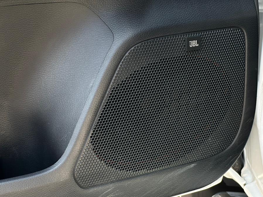 2020 Toyota Tacoma 4WD TRD Sport Double Cab 5'' Bed V6 AT (Natl), available for sale in Hillside, New Jersey | Champion Auto Hillside. Hillside, New Jersey 2020 Toyota Tacoma 4WD TRD Sport Double Cab 5'' Bed V6 AT (Natl), available for sale in Hillside, New Jersey | Champion Auto Hillside. Hillside, New Jersey