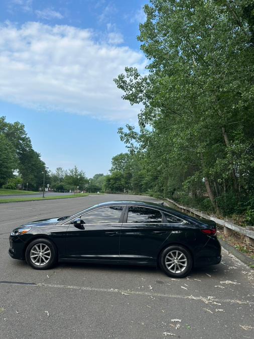 2018 Hyundai Sonata SE 2.4L, available for sale in New Britain, Connecticut | Supreme Automotive. New Britain, Connecticut 2018 Hyundai Sonata SE 2.4L, available for sale in New Britain, Connecticut | Supreme Automotive. New Britain, Connecticut