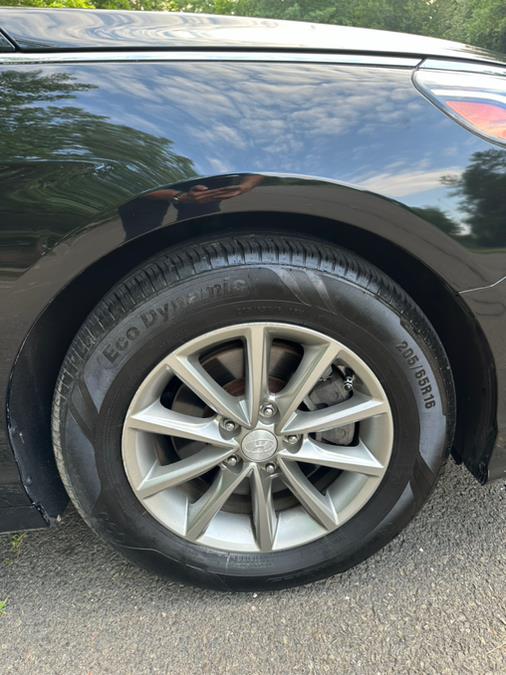 2018 Hyundai Sonata SE 2.4L, available for sale in New Britain, Connecticut | Supreme Automotive. New Britain, Connecticut 2018 Hyundai Sonata SE 2.4L, available for sale in New Britain, Connecticut | Supreme Automotive. New Britain, Connecticut