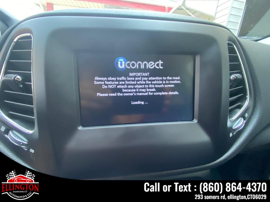 2018 Jeep Compass Latitude 4x4, available for sale in Ellington, Connecticut | Ellington Automotive LLC. Ellington, Connecticut 2018 Jeep Compass Latitude 4x4, available for sale in Ellington, Connecticut | Ellington Automotive LLC. Ellington, Connecticut