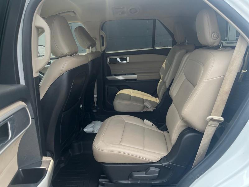 2020 Ford Explorer XLT 4WD, available for sale in Maple Shade, New Jersey | Car Revolution. Maple Shade, New Jersey 2020 Ford Explorer XLT 4WD, available for sale in Maple Shade, New Jersey | Car Revolution. Maple Shade, New Jersey