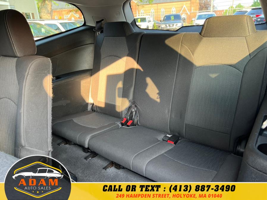 2017 Chevrolet Traverse AWD 4dr LT w/1LT, available for sale in Holyoke, Massachusetts | Adam Auto Sales. Holyoke, Massachusetts 2017 Chevrolet Traverse AWD 4dr LT w/1LT, available for sale in Holyoke, Massachusetts | Adam Auto Sales. Holyoke, Massachusetts