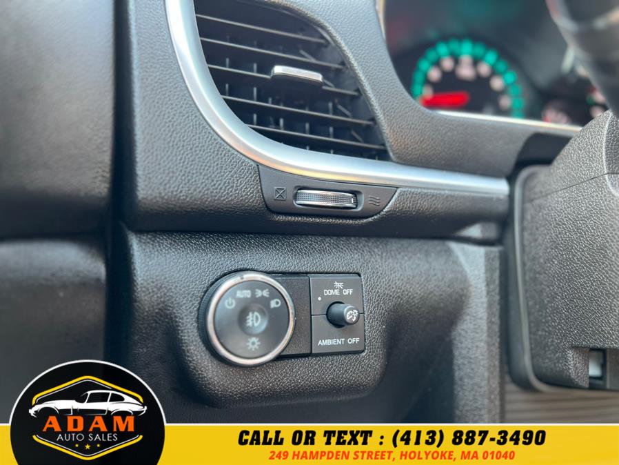 2017 Chevrolet Traverse AWD 4dr LT w/1LT, available for sale in Holyoke, Massachusetts | Adam Auto Sales. Holyoke, Massachusetts 2017 Chevrolet Traverse AWD 4dr LT w/1LT, available for sale in Holyoke, Massachusetts | Adam Auto Sales. Holyoke, Massachusetts