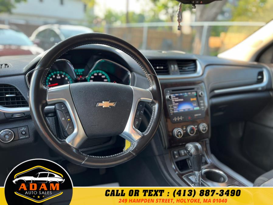 2017 Chevrolet Traverse AWD 4dr LT w/1LT, available for sale in Holyoke, Massachusetts | Adam Auto Sales. Holyoke, Massachusetts 2017 Chevrolet Traverse AWD 4dr LT w/1LT, available for sale in Holyoke, Massachusetts | Adam Auto Sales. Holyoke, Massachusetts
