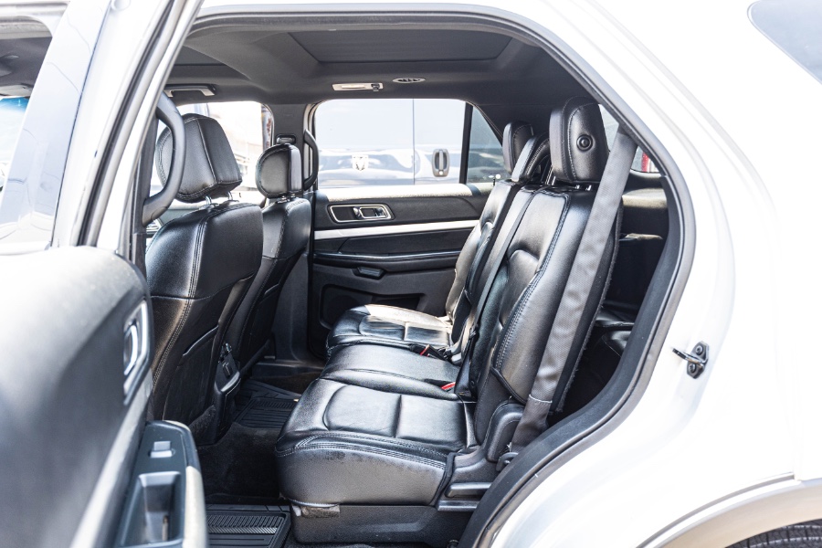 2017 Ford Explorer XLT 4WD, available for sale in West Hempstead, New York | Only Vans Inc. West Hempstead, New York 2017 Ford Explorer XLT 4WD, available for sale in West Hempstead, New York | Only Vans Inc. West Hempstead, New York