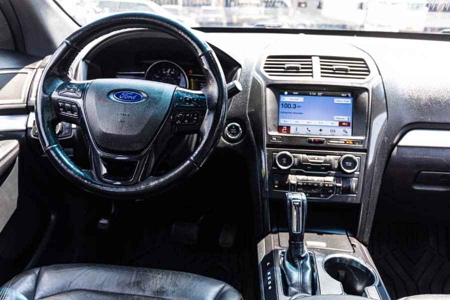 2017 Ford Explorer XLT 4WD, available for sale in West Hempstead, New York | Only Vans Inc. West Hempstead, New York 2017 Ford Explorer XLT 4WD, available for sale in West Hempstead, New York | Only Vans Inc. West Hempstead, New York