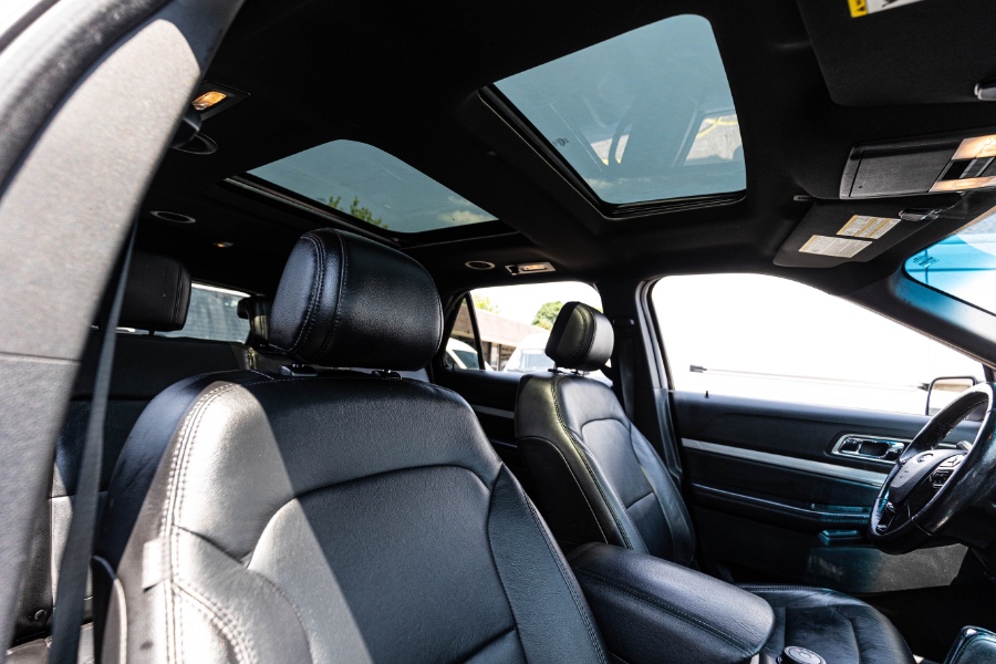 2017 Ford Explorer XLT 4WD, available for sale in West Hempstead, New York | Only Vans Inc. West Hempstead, New York 2017 Ford Explorer XLT 4WD, available for sale in West Hempstead, New York | Only Vans Inc. West Hempstead, New York