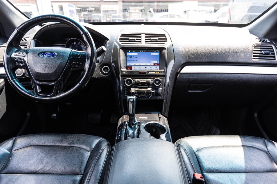 2017 Ford Explorer XLT 4WD, available for sale in West Hempstead, New York | Only Vans Inc. West Hempstead, New York 2017 Ford Explorer XLT 4WD, available for sale in West Hempstead, New York | Only Vans Inc. West Hempstead, New York
