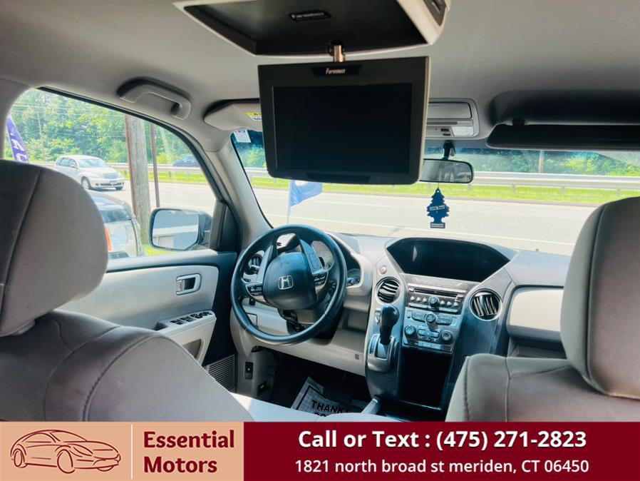 2013 Honda Pilot 4WD 4dr LX, available for sale in Meriden, Connecticut | Essential Motors. Meriden, Connecticut 2013 Honda Pilot 4WD 4dr LX, available for sale in Meriden, Connecticut | Essential Motors. Meriden, Connecticut