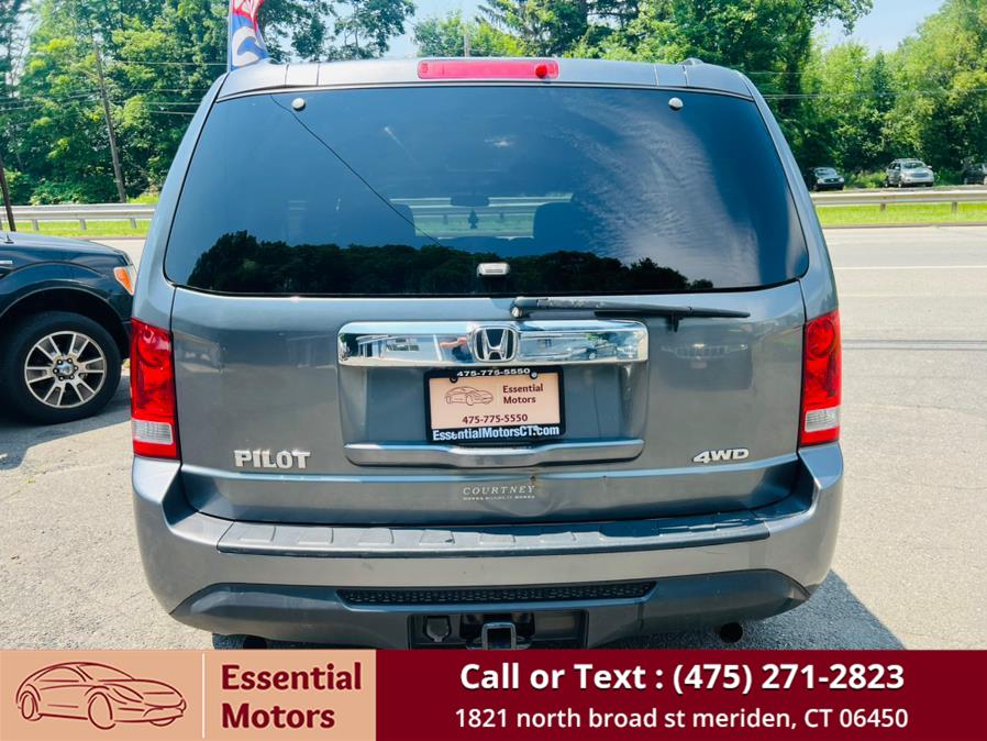 2013 Honda Pilot 4WD 4dr LX, available for sale in Meriden, Connecticut | Essential Motors. Meriden, Connecticut 2013 Honda Pilot 4WD 4dr LX, available for sale in Meriden, Connecticut | Essential Motors. Meriden, Connecticut