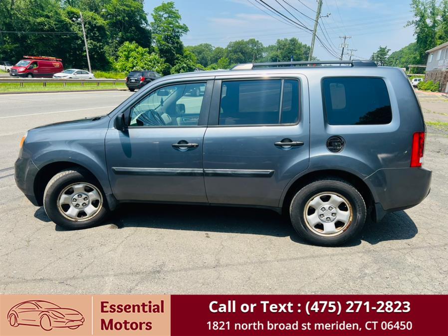 2013 Honda Pilot 4WD 4dr LX, available for sale in Meriden, Connecticut | Essential Motors. Meriden, Connecticut 2013 Honda Pilot 4WD 4dr LX, available for sale in Meriden, Connecticut | Essential Motors. Meriden, Connecticut
