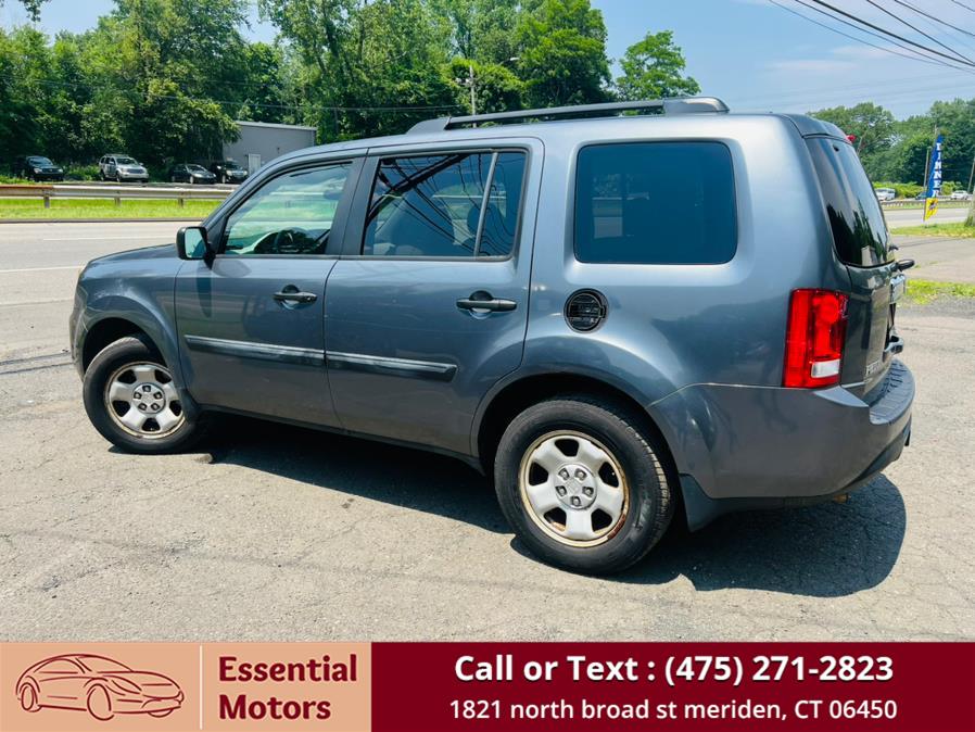 2013 Honda Pilot 4WD 4dr LX, available for sale in Meriden, Connecticut | Essential Motors. Meriden, Connecticut 2013 Honda Pilot 4WD 4dr LX, available for sale in Meriden, Connecticut | Essential Motors. Meriden, Connecticut