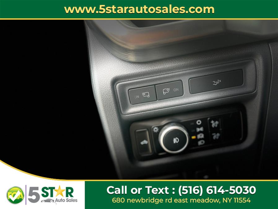2023 Ford F-150 LARIAT 4WD SuperCrew 5.5'' Box, available for sale in East Meadow, New York | 5 Star Auto Sales Inc. East Meadow, New York 2023 Ford F-150 LARIAT 4WD SuperCrew 5.5'' Box, available for sale in East Meadow, New York | 5 Star Auto Sales Inc. East Meadow, New York