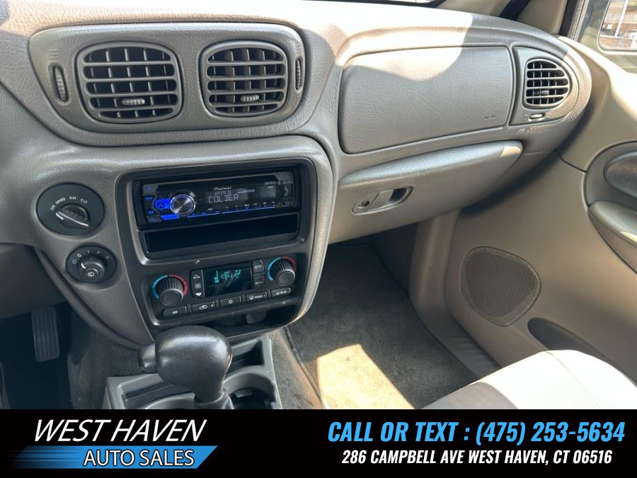2004 Chevrolet TrailBlazer 4dr 4WD LT, available for sale in West Haven, Connecticut | West Haven Auto Sales LLC. West Haven, Connecticut 2004 Chevrolet TrailBlazer 4dr 4WD LT, available for sale in West Haven, Connecticut | West Haven Auto Sales LLC. West Haven, Connecticut