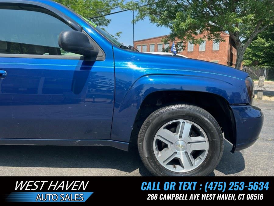 2004 Chevrolet TrailBlazer 4dr 4WD LT, available for sale in West Haven, Connecticut | West Haven Auto Sales LLC. West Haven, Connecticut 2004 Chevrolet TrailBlazer 4dr 4WD LT, available for sale in West Haven, Connecticut | West Haven Auto Sales LLC. West Haven, Connecticut