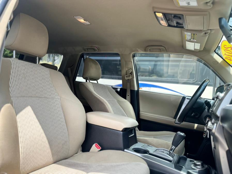 2014 Toyota 4runner 4WD 4dr V6 SR5 (Natl), available for sale in Irvington, New Jersey | Best Cars R Us. Irvington, New Jersey 2014 Toyota 4runner 4WD 4dr V6 SR5 (Natl), available for sale in Irvington, New Jersey | Best Cars R Us. Irvington, New Jersey