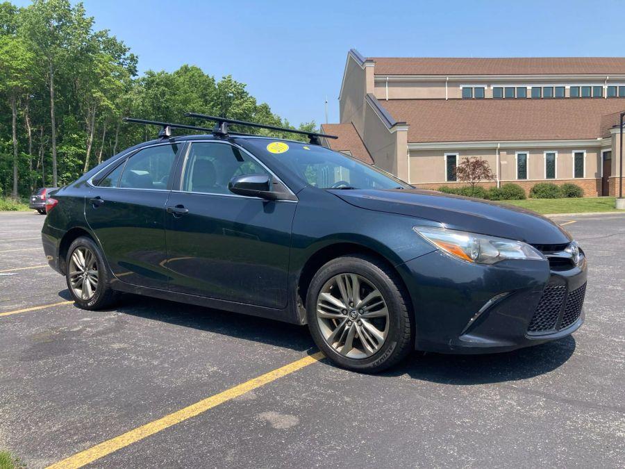 2017 Toyota Camry SE Sedan 4D, available for sale in Wolcott, New York | Auto Hunter CNY. Wolcott, New York 2017 Toyota Camry SE Sedan 4D, available for sale in Wolcott, New York | Auto Hunter CNY. Wolcott, New York