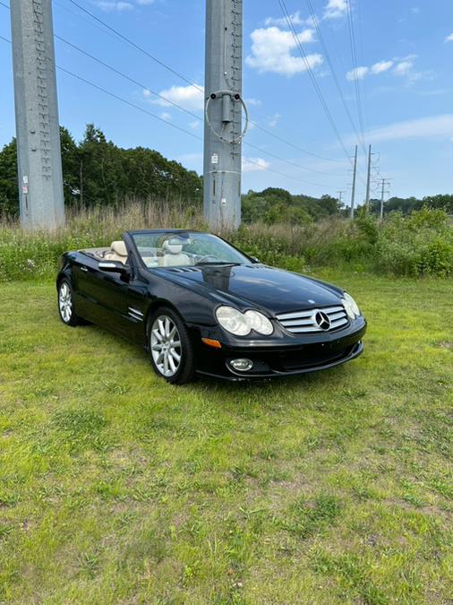 Used 2007 Mercedes-Benz SL-Class in Wallingford, Connecticut | Vertucci Automotive Inc. Wallingford, Connecticut