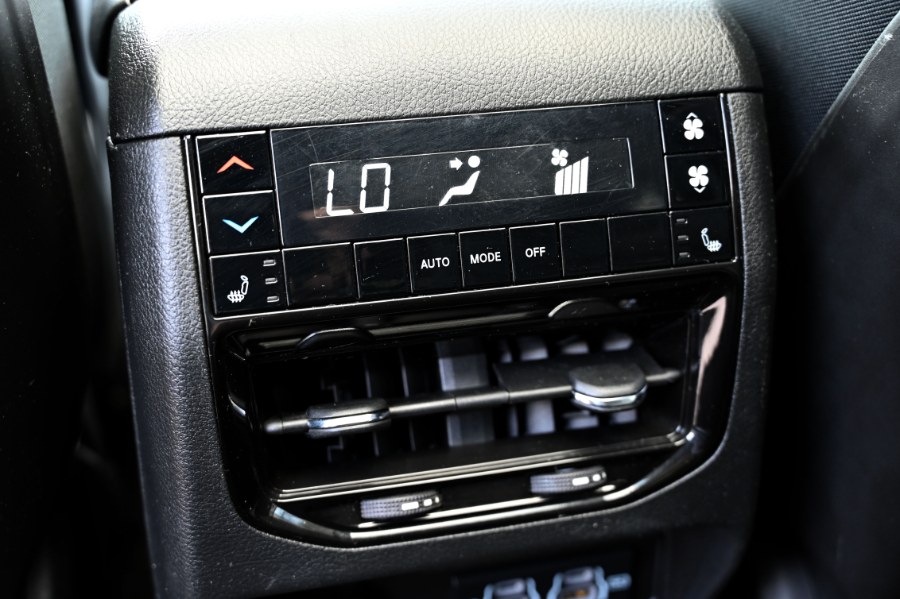 2023 Jeep Grand Cherokee L Limited 4x4, available for sale in Waterbury, Connecticut | Highline Car Connection. Waterbury, Connecticut 2023 Jeep Grand Cherokee L Limited 4x4, available for sale in Waterbury, Connecticut | Highline Car Connection. Waterbury, Connecticut