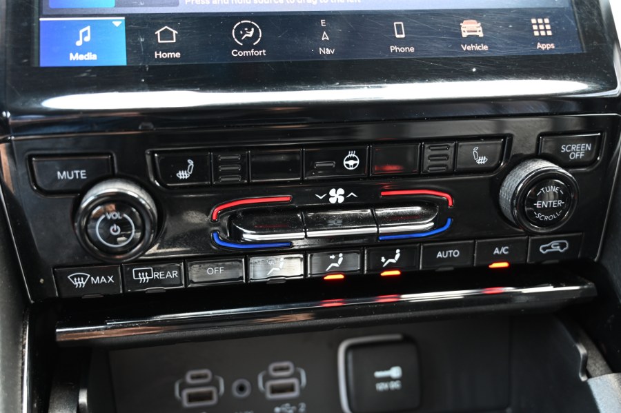 2023 Jeep Grand Cherokee L Limited 4x4, available for sale in Waterbury, Connecticut | Highline Car Connection. Waterbury, Connecticut 2023 Jeep Grand Cherokee L Limited 4x4, available for sale in Waterbury, Connecticut | Highline Car Connection. Waterbury, Connecticut