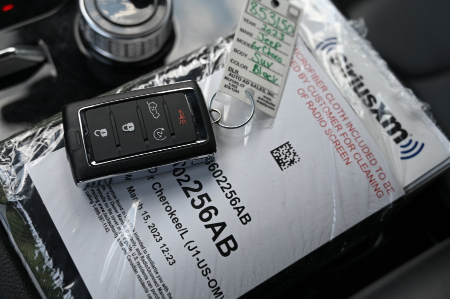 2023 Jeep Grand Cherokee L Limited 4x4, available for sale in Waterbury, Connecticut | Highline Car Connection. Waterbury, Connecticut 2023 Jeep Grand Cherokee L Limited 4x4, available for sale in Waterbury, Connecticut | Highline Car Connection. Waterbury, Connecticut