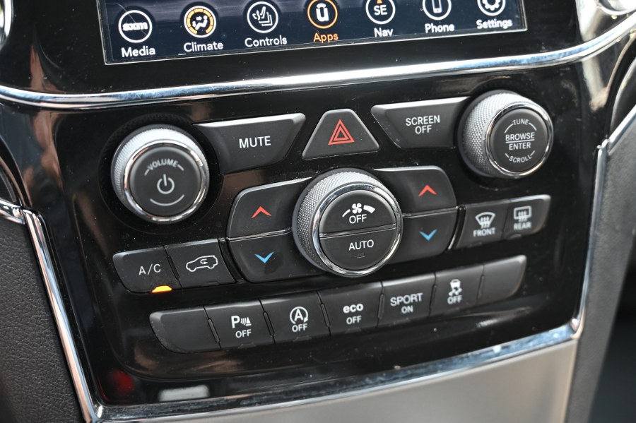 2021 Jeep Grand Cherokee Trailhawk 4x4, available for sale in Waterbury, Connecticut | Highline Car Connection. Waterbury, Connecticut 2021 Jeep Grand Cherokee Trailhawk 4x4, available for sale in Waterbury, Connecticut | Highline Car Connection. Waterbury, Connecticut