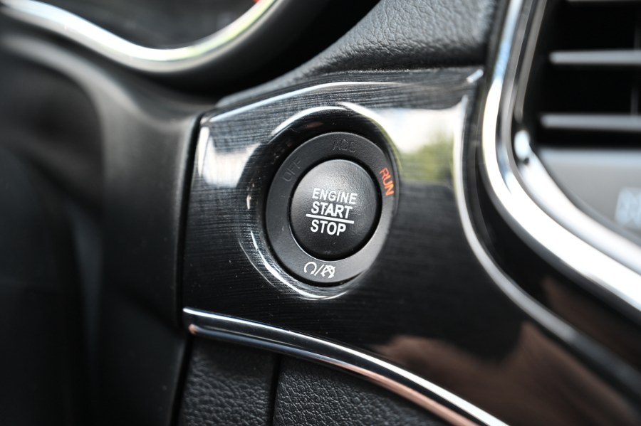 2021 Jeep Grand Cherokee Trailhawk 4x4, available for sale in Waterbury, Connecticut | Highline Car Connection. Waterbury, Connecticut 2021 Jeep Grand Cherokee Trailhawk 4x4, available for sale in Waterbury, Connecticut | Highline Car Connection. Waterbury, Connecticut