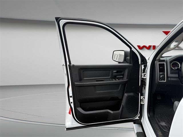 2015 Ram 1500 Tradesman, available for sale in Stratford, Connecticut | Wiz Leasing Inc. Stratford, Connecticut 2015 Ram 1500 Tradesman, available for sale in Stratford, Connecticut | Wiz Leasing Inc. Stratford, Connecticut