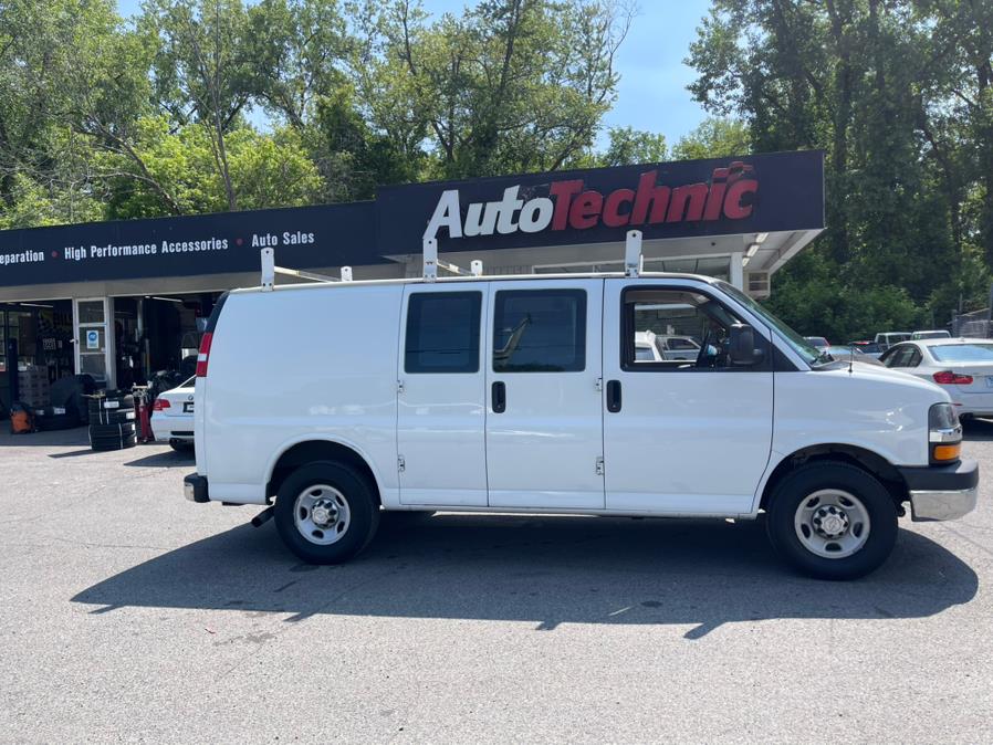 Used 2015 Chevrolet Express Cargo Van in New Milford, Connecticut | Auto Technic LLC. New Milford, Connecticut