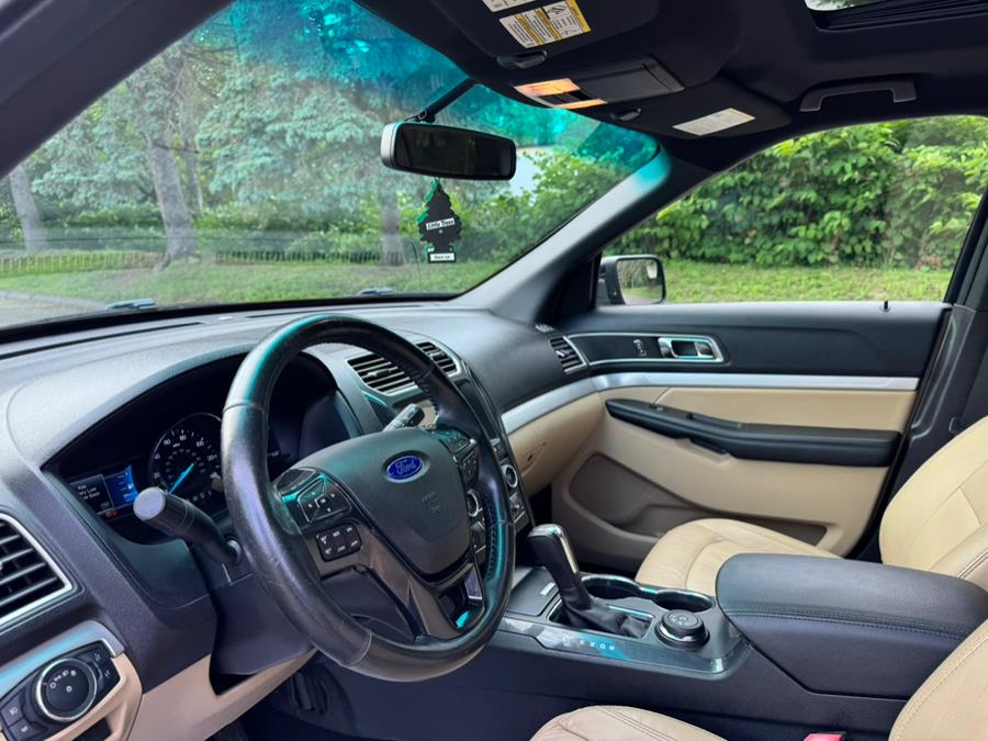 2016 Ford Explorer 4WD 4dr XLT, available for sale in Waterbury, Connecticut | Platinum Auto Care. Waterbury, Connecticut 2016 Ford Explorer 4WD 4dr XLT, available for sale in Waterbury, Connecticut | Platinum Auto Care. Waterbury, Connecticut