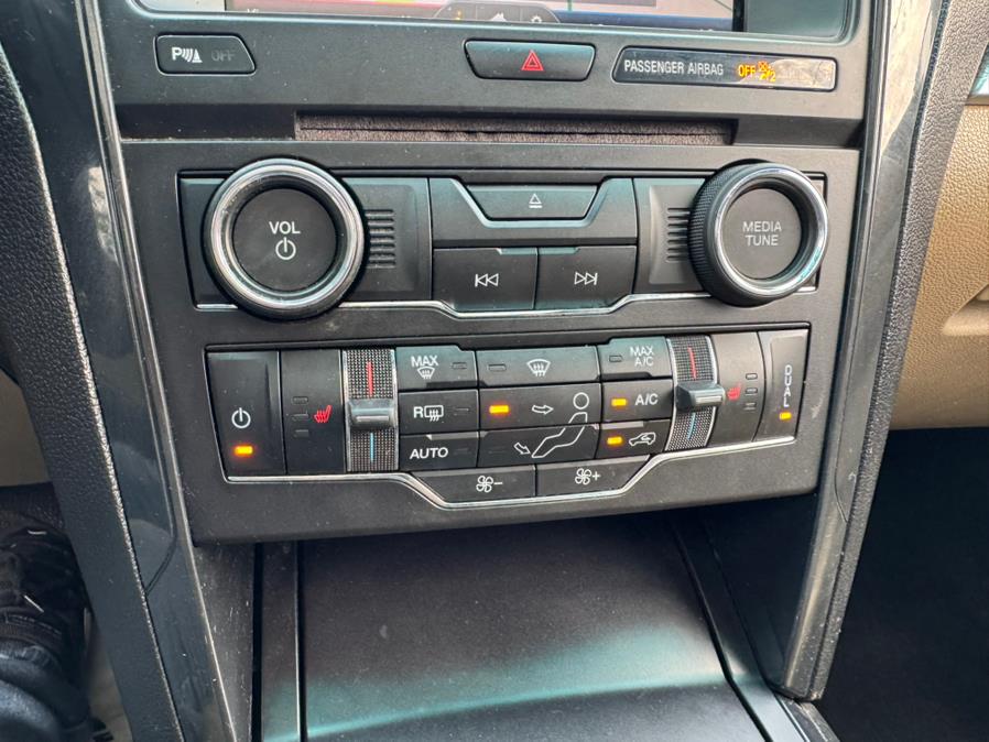 2016 Ford Explorer 4WD 4dr XLT, available for sale in Waterbury, Connecticut | Platinum Auto Care. Waterbury, Connecticut 2016 Ford Explorer 4WD 4dr XLT, available for sale in Waterbury, Connecticut | Platinum Auto Care. Waterbury, Connecticut