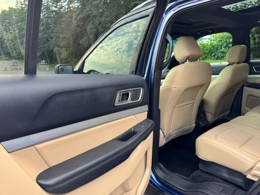 2016 Ford Explorer 4WD 4dr XLT, available for sale in Waterbury, Connecticut | Platinum Auto Care. Waterbury, Connecticut 2016 Ford Explorer 4WD 4dr XLT, available for sale in Waterbury, Connecticut | Platinum Auto Care. Waterbury, Connecticut