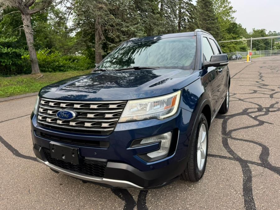 2016 Ford Explorer 4WD 4dr XLT, available for sale in Waterbury, Connecticut | Platinum Auto Care. Waterbury, Connecticut 2016 Ford Explorer 4WD 4dr XLT, available for sale in Waterbury, Connecticut | Platinum Auto Care. Waterbury, Connecticut