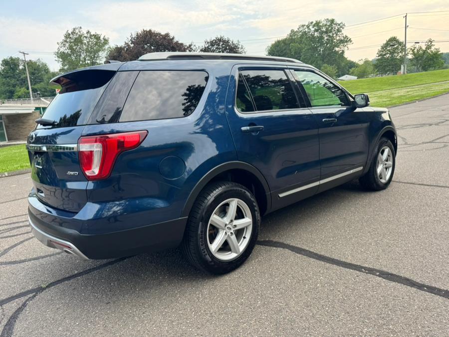 2016 Ford Explorer 4WD 4dr XLT, available for sale in Waterbury, Connecticut | Platinum Auto Care. Waterbury, Connecticut 2016 Ford Explorer 4WD 4dr XLT, available for sale in Waterbury, Connecticut | Platinum Auto Care. Waterbury, Connecticut