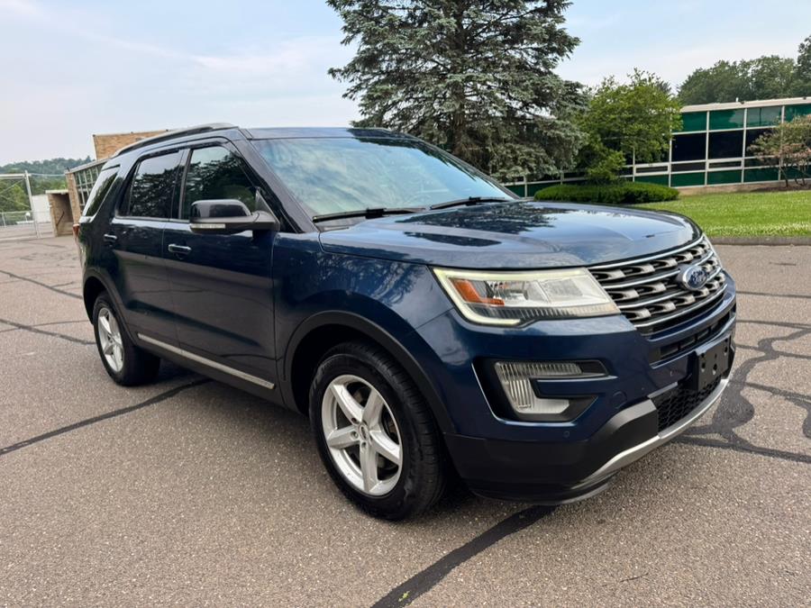 2016 Ford Explorer 4WD 4dr XLT, available for sale in Waterbury, Connecticut | Platinum Auto Care. Waterbury, Connecticut 2016 Ford Explorer 4WD 4dr XLT, available for sale in Waterbury, Connecticut | Platinum Auto Care. Waterbury, Connecticut