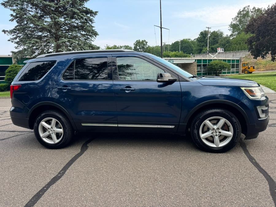 2016 Ford Explorer 4WD 4dr XLT, available for sale in Waterbury, Connecticut | Platinum Auto Care. Waterbury, Connecticut 2016 Ford Explorer 4WD 4dr XLT, available for sale in Waterbury, Connecticut | Platinum Auto Care. Waterbury, Connecticut