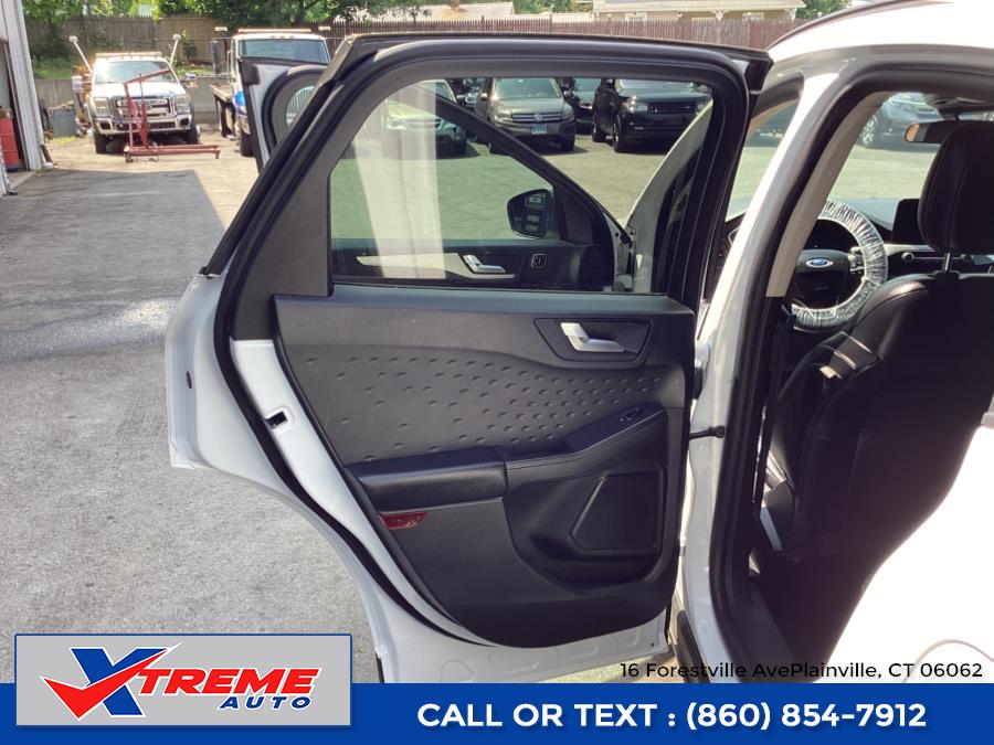 2020 Ford Escape SEL FWD, available for sale in Plainville, Connecticut | Xtreme Auto. Plainville, Connecticut 2020 Ford Escape SEL FWD, available for sale in Plainville, Connecticut | Xtreme Auto. Plainville, Connecticut