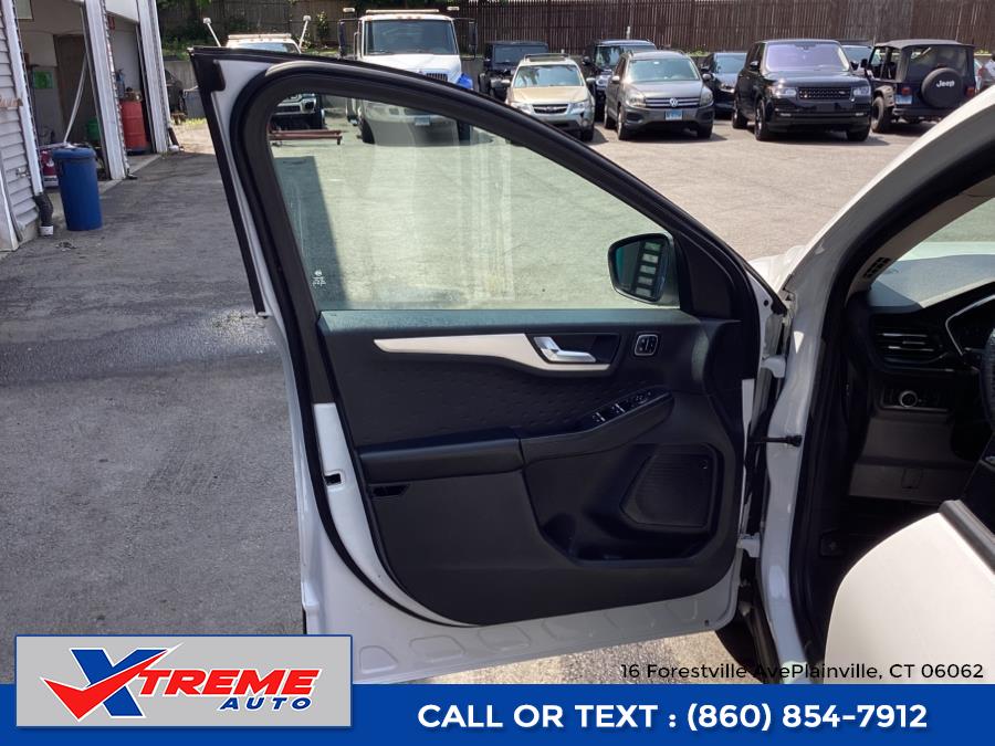 2020 Ford Escape SEL FWD, available for sale in Plainville, Connecticut | Xtreme Auto. Plainville, Connecticut 2020 Ford Escape SEL FWD, available for sale in Plainville, Connecticut | Xtreme Auto. Plainville, Connecticut